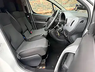 Used 2017 Peugeot Partner Professional White - Interior and Exterior details 7
