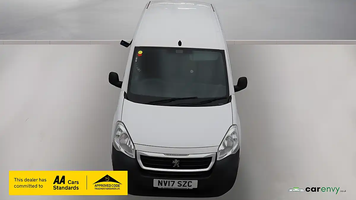 Used 2017 Peugeot Partner Professional White - Interior and Exterior details 5