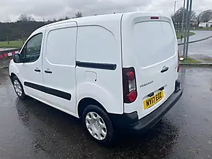 Used 2017 Peugeot Partner Professional White - Interior and Exterior details 6