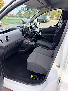 Used 2017 Peugeot Partner Professional White - Interior and Exterior details 15