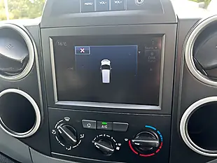 Used 2017 Peugeot Partner Professional White - Interior and Exterior details 17