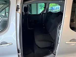 Used 2017 Peugeot Partner Tepee Active B Silver - Interior and Exterior details 19
