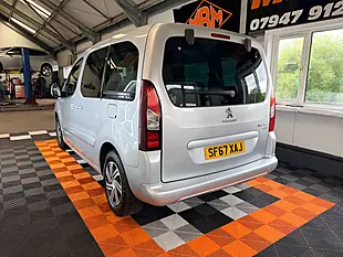 Used 2017 Peugeot Partner Tepee Active B Silver - Interior and Exterior details 4