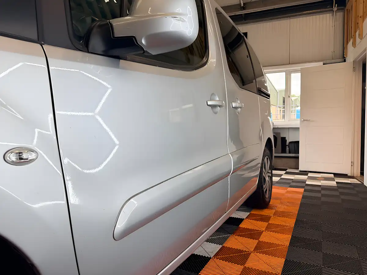 Used 2017 Peugeot Partner Tepee Active B Silver - Interior and Exterior details 7