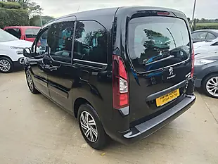 Used 2017 Peugeot Partner Tepee Active Black - Interior and Exterior details 5
