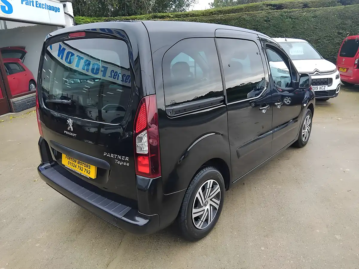 Used 2017 Peugeot Partner Tepee Active Black - Interior and Exterior details 7