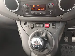 Used 2017 Peugeot Partner Tepee Outdoor Grey - Interior and Exterior details 14