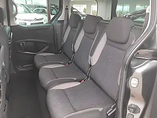 Used 2017 Peugeot Partner Tepee Outdoor Grey - Interior and Exterior details 15