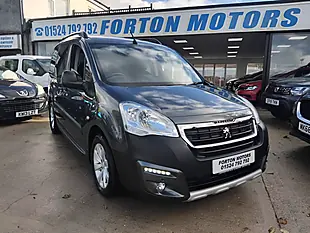 Used 2017 Peugeot Partner Tepee Outdoor Grey - Interior and Exterior details 2