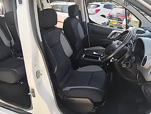 Used 2017 Peugeot Partner Tepee Outdoor White - Interior and Exterior details 14