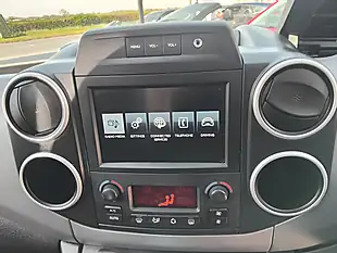 Used 2017 Peugeot Partner Tepee Outdoor White - Interior and Exterior details 20
