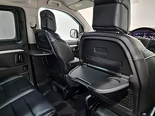 Used 2017 Peugeot Traveller Allure Compact Black - Interior and Exterior details 16
