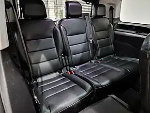 Used 2017 Peugeot Traveller Allure Compact Black - Interior and Exterior details 19