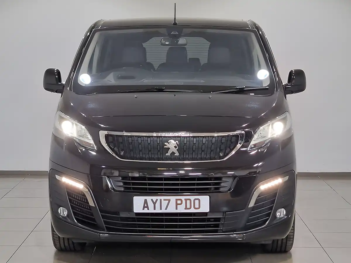 Used 2017 Peugeot Traveller Allure Compact Black - Interior and Exterior details 2