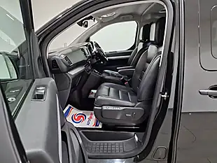 Used 2017 Peugeot Traveller Allure Compact Black - Interior and Exterior details 20