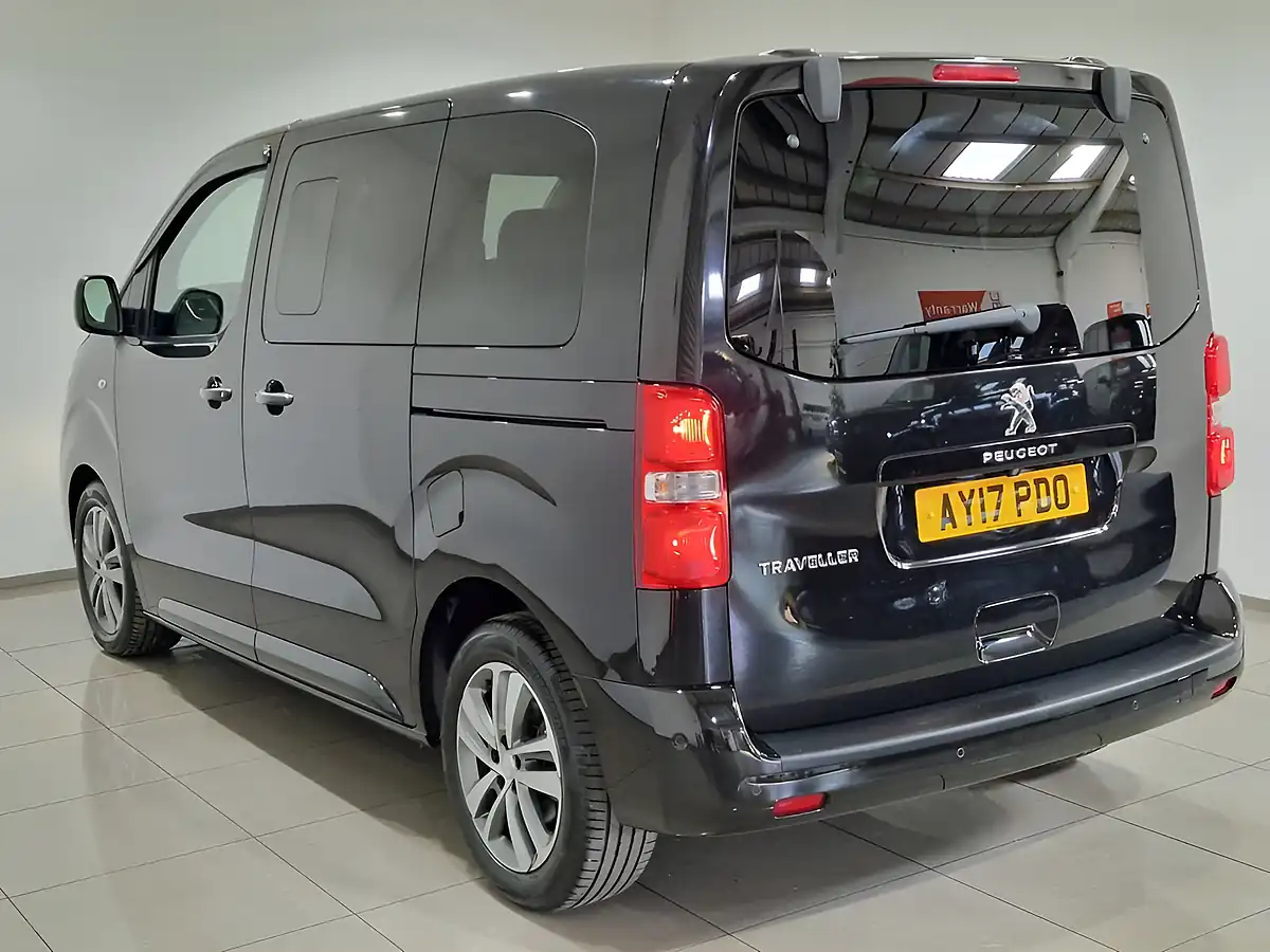 Used 2017 Peugeot Traveller Allure Compact Black - Interior and Exterior details 4