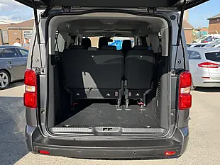 Used 2017 Peugeot Traveller Business Long Grey Metallic - Interior and Exterior details 17
