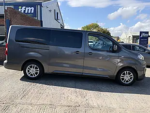 Used 2017 Peugeot Traveller Business Long Grey Metallic - Interior and Exterior details 6