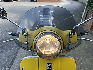 Used 2017 Piaggio Vespa Gts Supersport Yellow - Interior and Exterior details 9