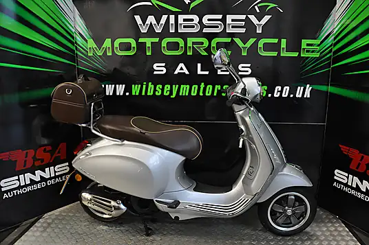 2017 Piaggio Vespa Primavera 125 70th Anniversary SE