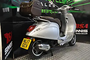 Used 2017 Piaggio Vespa Primavera 70th Anniversary Se Grey - Interior and Exterior details 13