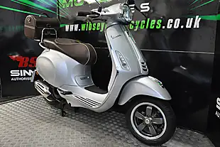 Used 2017 Piaggio Vespa Primavera 70th Anniversary Se Grey - Interior and Exterior details 16