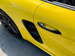 Used 2017 Porsche 718 Boxster Pdk Speed Yellow - Interior and Exterior details 11