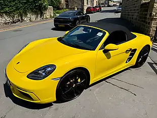 Used 2017 Porsche 718 Boxster Pdk Speed Yellow - Interior and Exterior details 20