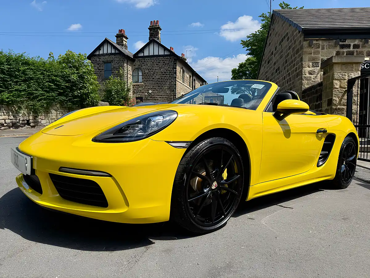 Used 2017 Porsche 718 Boxster Pdk Speed Yellow - Interior and Exterior details 5