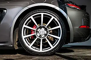 Used 2017 Porsche 718 Cayman S Agate Grey - Interior and Exterior details 15
