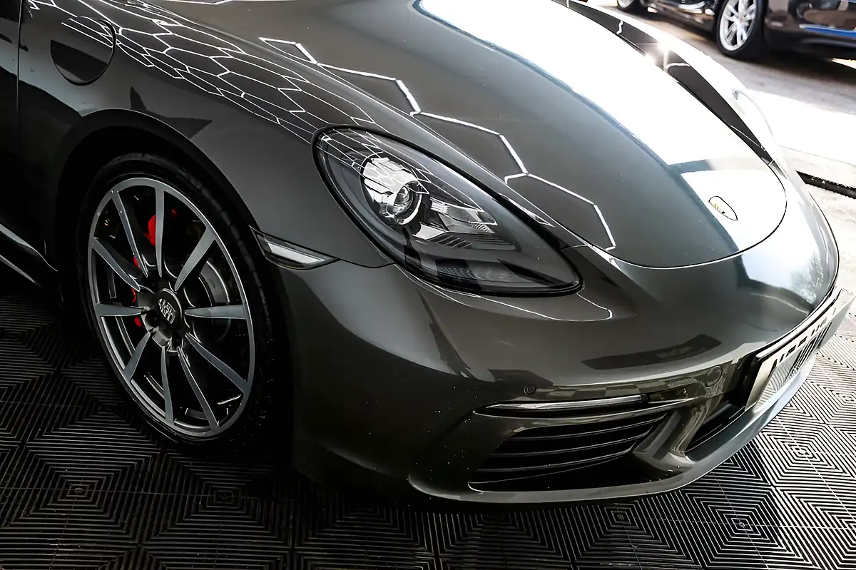 Used 2017 Porsche 718 Cayman S Agate Grey - Interior and Exterior details 17