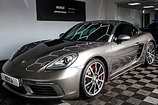 Used 2017 Porsche 718 Cayman S Agate Grey - Interior and Exterior details 7