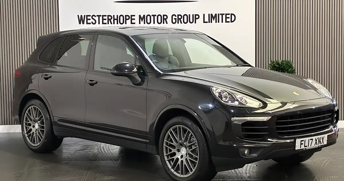 Used 2017 Porsche Cayenne Platinum Edition Black - Front View