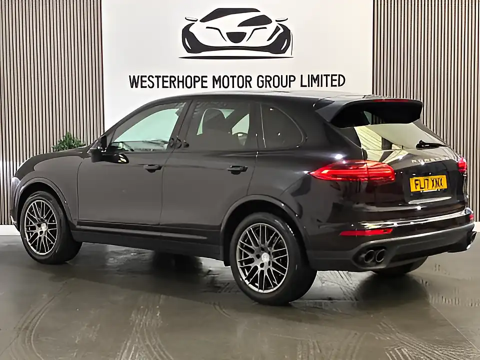 Used 2017 Porsche Cayenne Platinum Edition Black - Interior and Exterior details 10