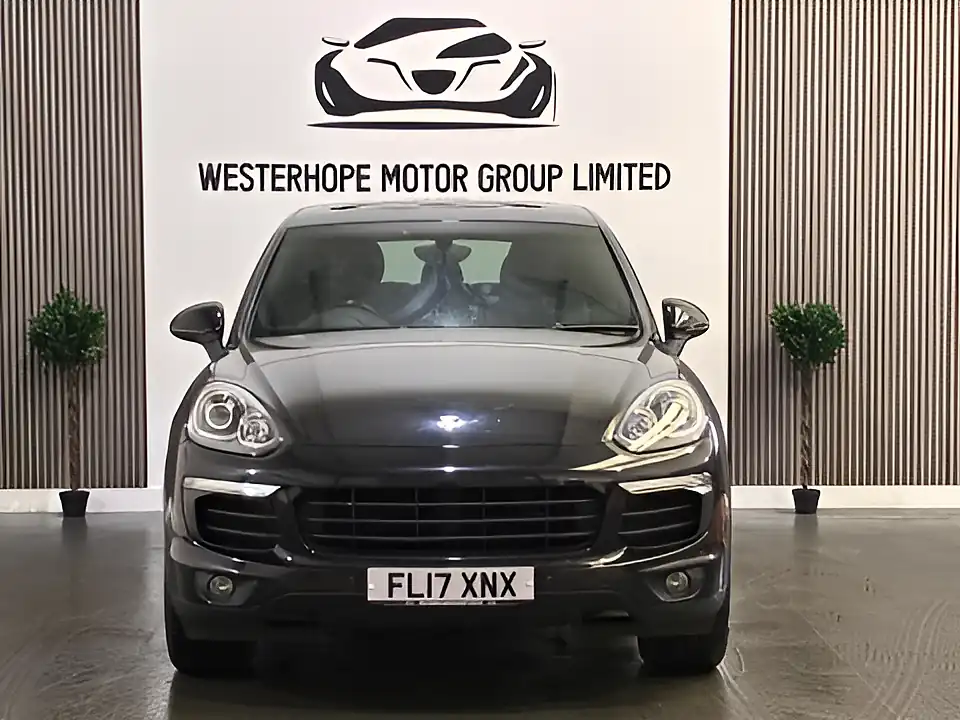 Used 2017 Porsche Cayenne Platinum Edition Black - Interior and Exterior details 5