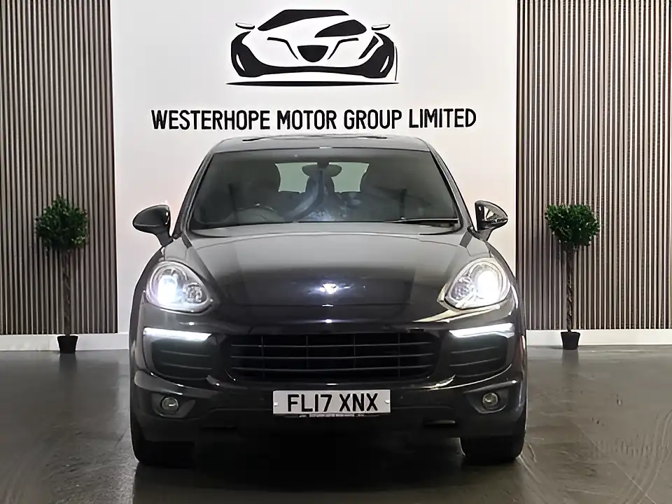 Used 2017 Porsche Cayenne Platinum Edition Black - Interior and Exterior details 9