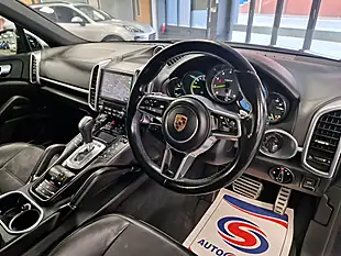 Used 2017 Porsche Cayenne Platinum Edition Black - Interior and Exterior details 16
