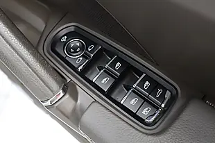 Used 2017 Porsche Cayenne S Platinum Edition White - Interior and Exterior details 13