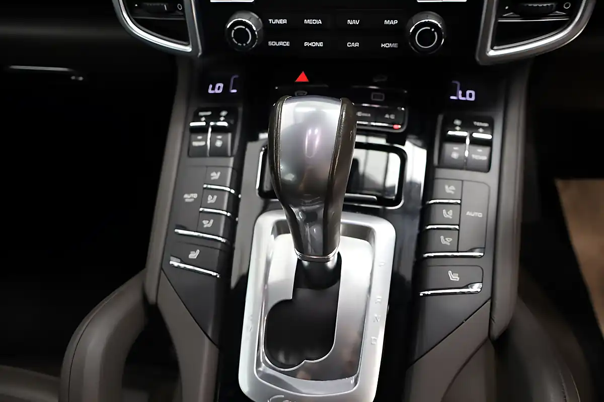 Used 2017 Porsche Cayenne S Platinum Edition White - Interior and Exterior details 16
