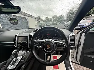 Used 2017 Porsche Cayenne White - Interior and Exterior details 14