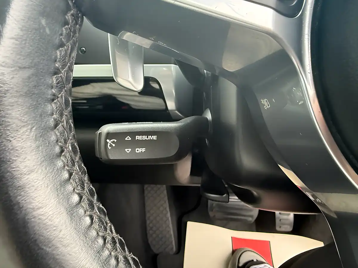 Used 2017 Porsche Cayenne White - Interior and Exterior details 19