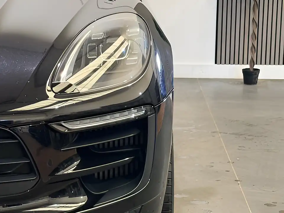 Used 2017 Porsche Macan Gts Black - Interior and Exterior details 18