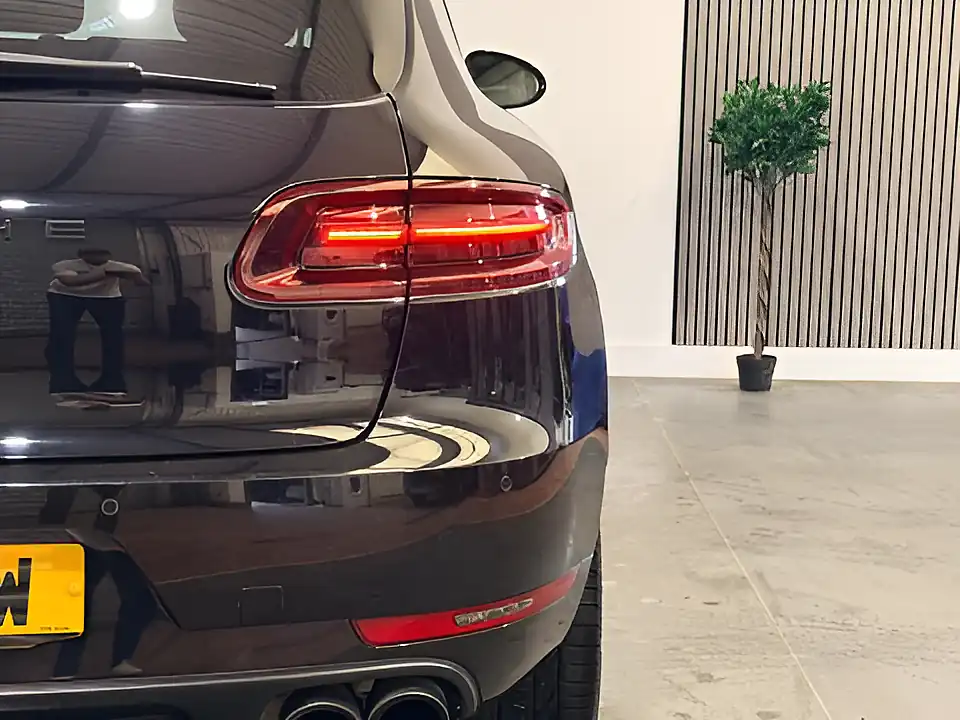 Used 2017 Porsche Macan Gts Black - Interior and Exterior details 19
