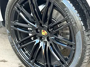 Used 2017 Porsche Macan Macan S White - Interior and Exterior details 5