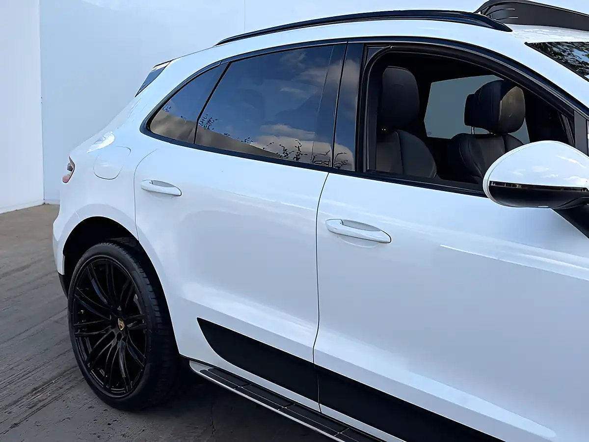 Used 2017 Porsche Macan Macan S White - Interior and Exterior details 8