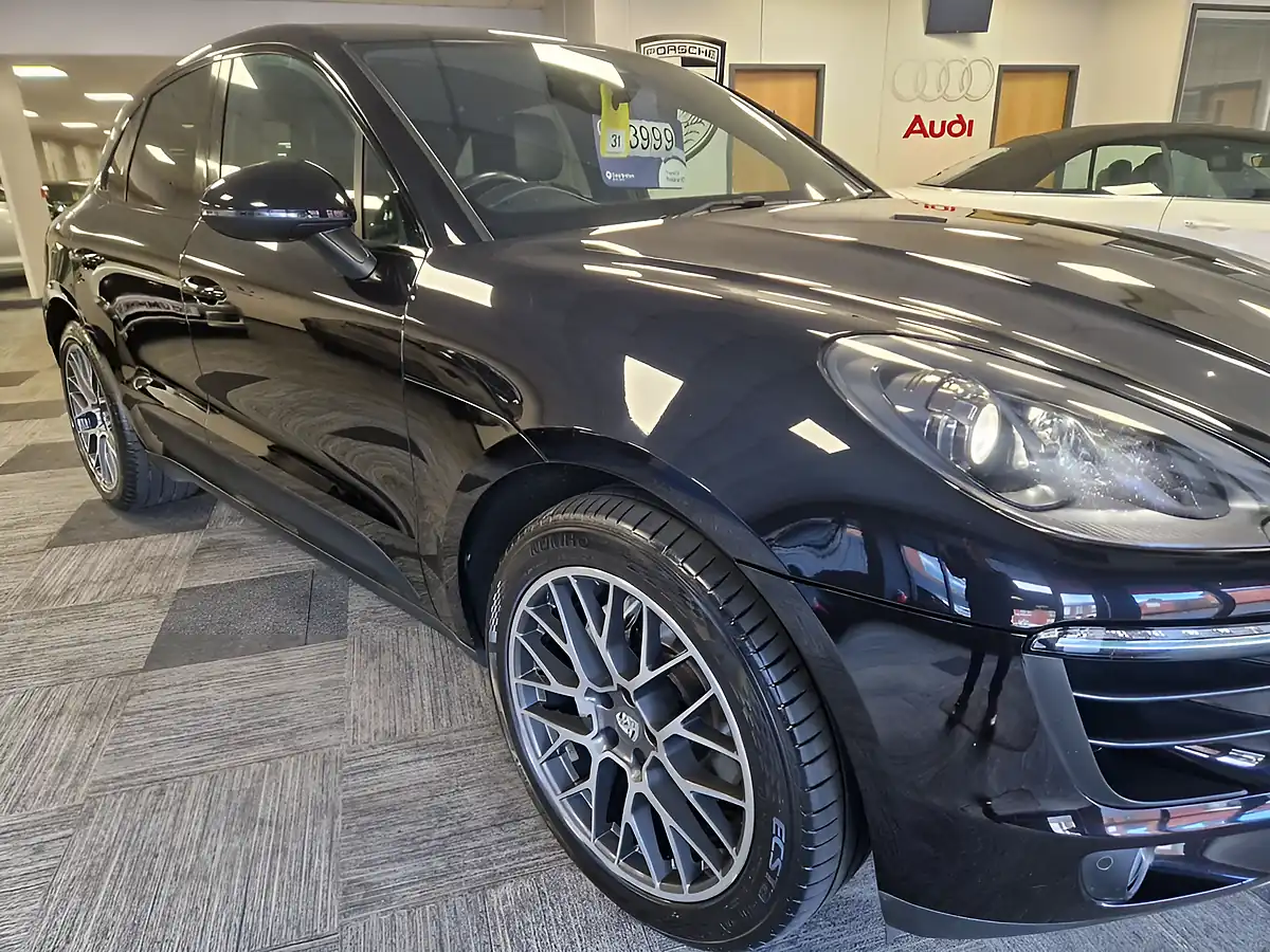 Used 2017 Porsche Macan S Black - Interior and Exterior details 11