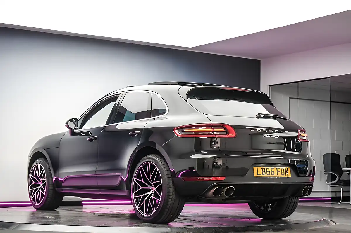 Used 2017 Porsche Macan S Black - Interior and Exterior details 14