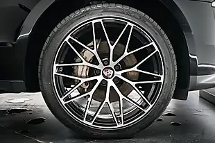 Used 2017 Porsche Macan S Black - Interior and Exterior details 20