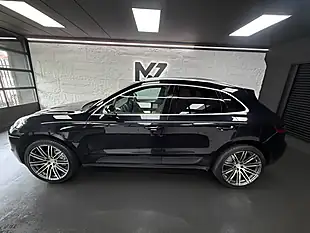 Used 2017 Porsche Macan S Black - Interior and Exterior details 11