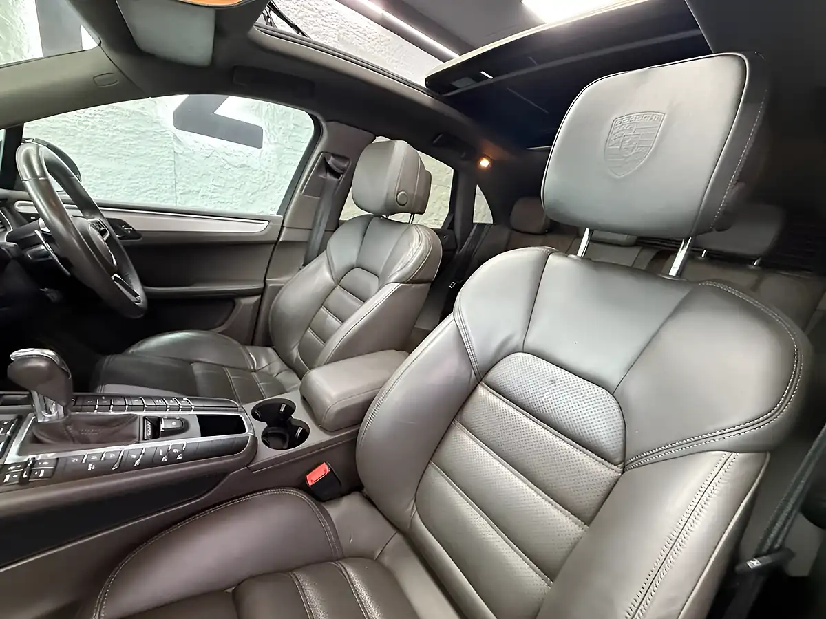 Used 2017 Porsche Macan S Black - Interior and Exterior details 9